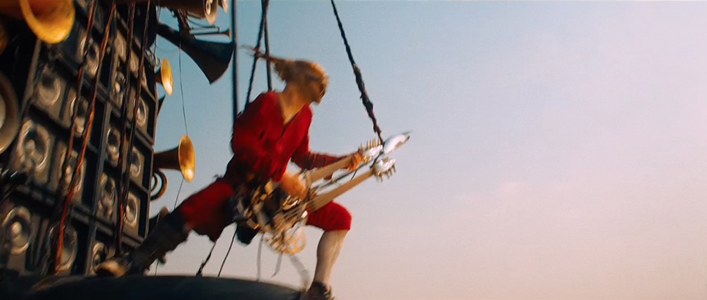 mad-max-fury-road-movie-screenshot-guitar-player-2